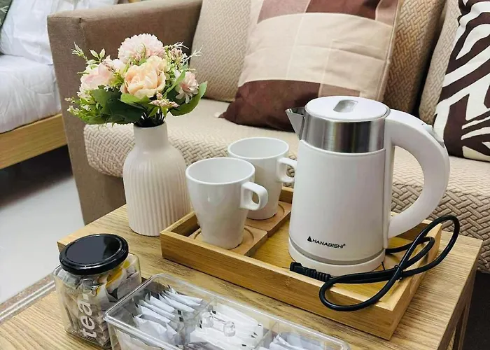 Grand View Tower - Metro Apartamento