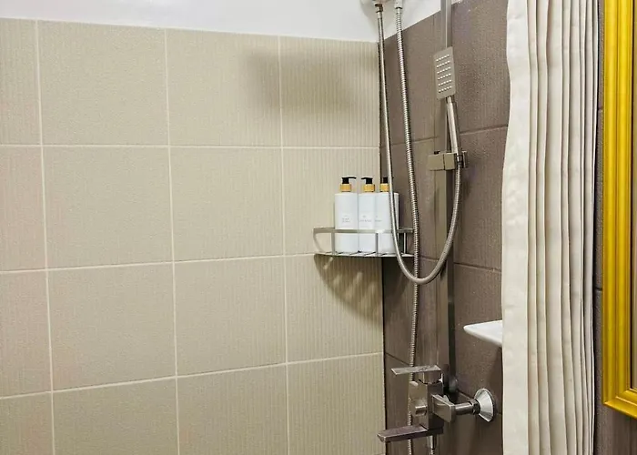 Grand View Tower - Metro Apartamento *