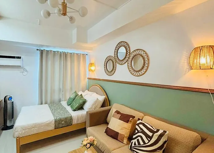 Grand View Tower - Metro Apartment *