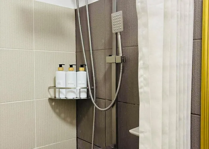 Grand View Tower - Metro Apartamento *
